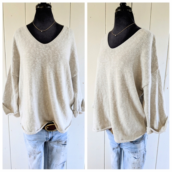 Avalin Rolled sleeve v neck slouchy sweater NWOT one size - Picture 5 of 9